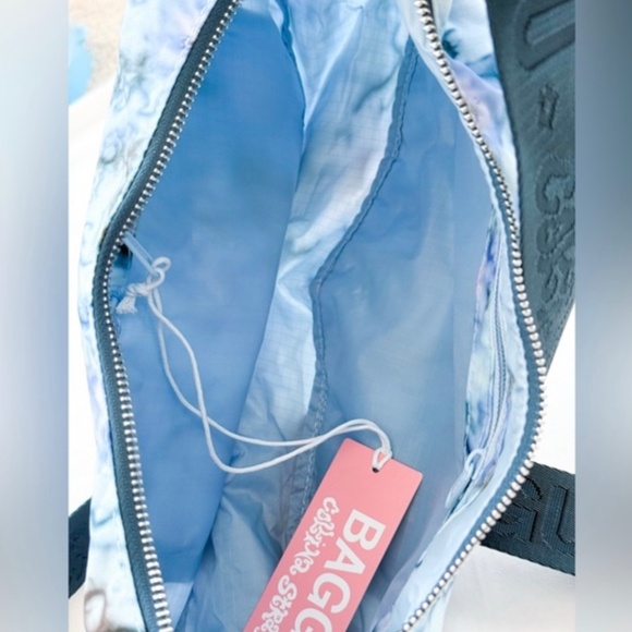 BAGGU x Collina Strada, Medium Crescent Bag - Blue Thorns - Picture 4 of 4